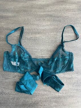 Fleur du Mal Untie Me Bra 34C